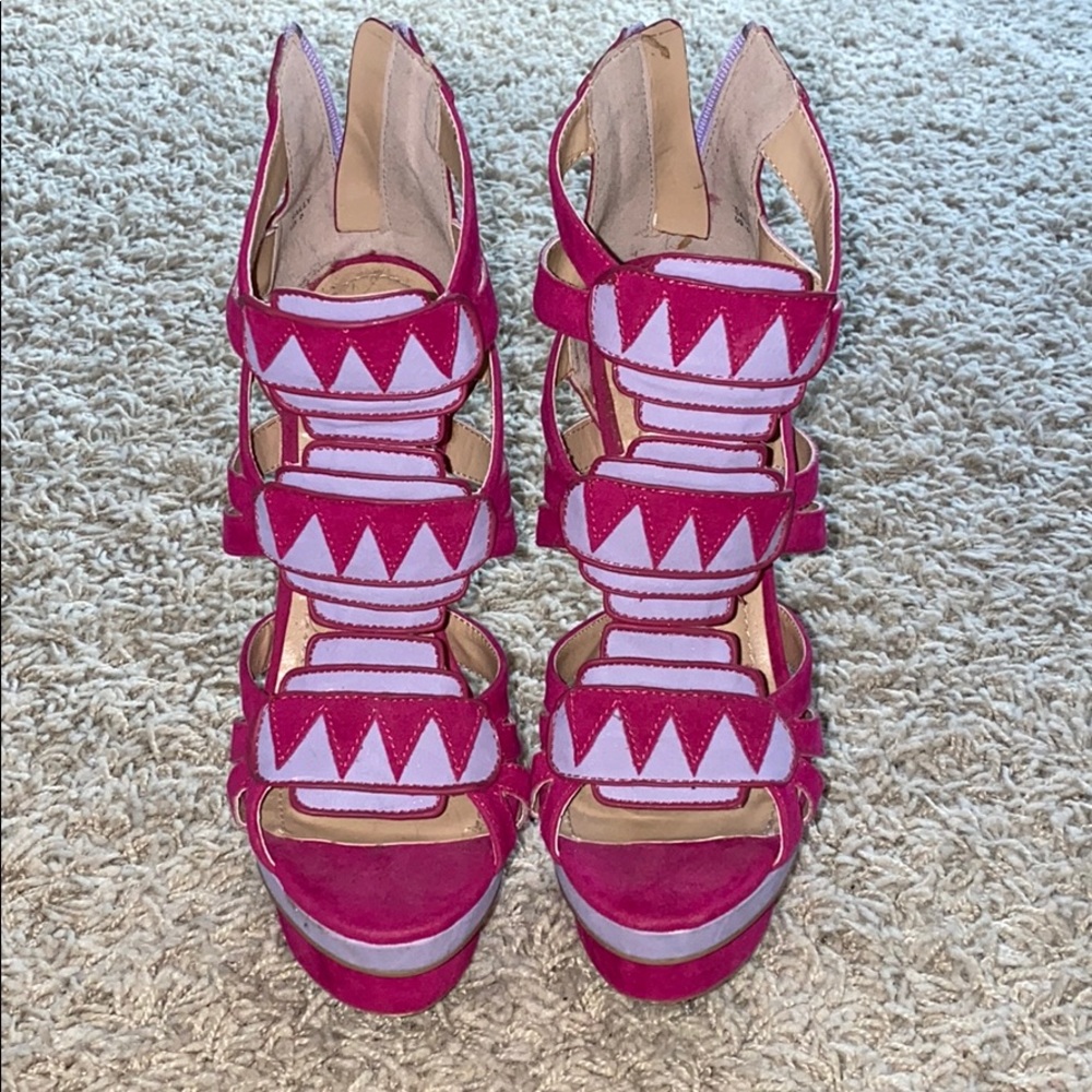 Scene Open toe pumps